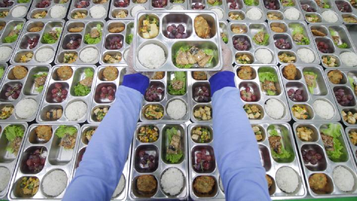 Pemerintah Pastikan MBG Berlanjut di Bulan Ramadan dengan Penyesuaian Teknis