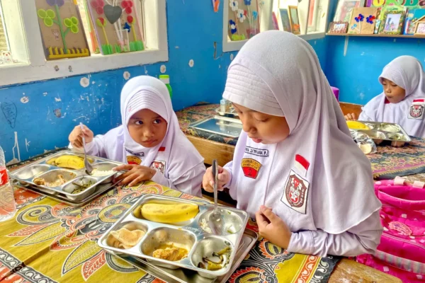 Program MBG Perluas Jangkauan Penerima di 2026