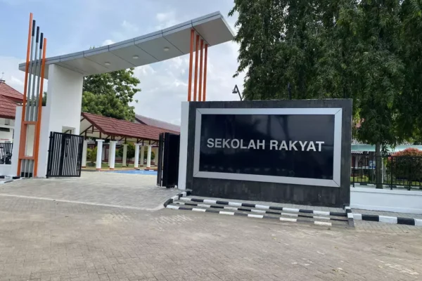 Sekolah Rakyat di Wilayah Pedalaman Strategi Negara Dalam Pemerataan Akses PendidikanSekolah Rakyat di Wilayah Pedalaman Strategi Negara Dalam Pemerataan Akses Pendidikan