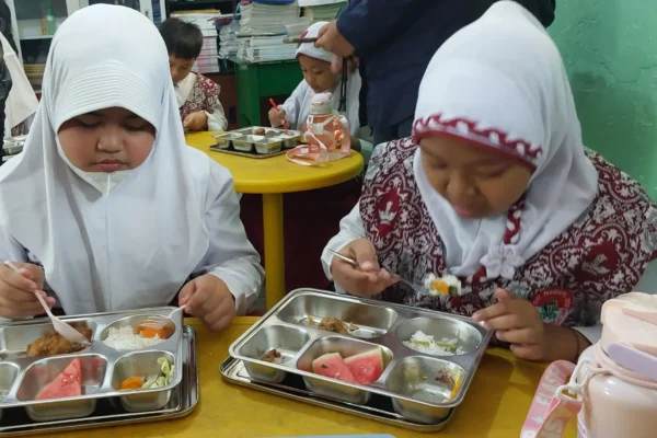 Jaga Layanan saat Lebaran, Distribusi MBG Gunakan Skema Paket Bundling