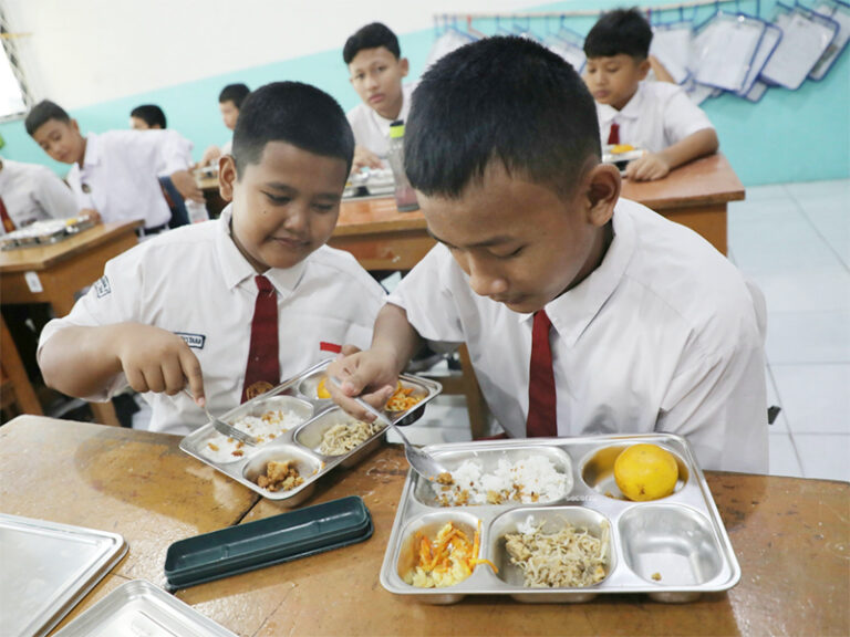 MBG Terus Berjalan, Program Pastikan Generasi Dapat Asupan Gizi