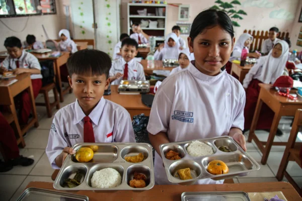 Pemerintah Optimistis MBG Turunkan Angka Stunting Anak