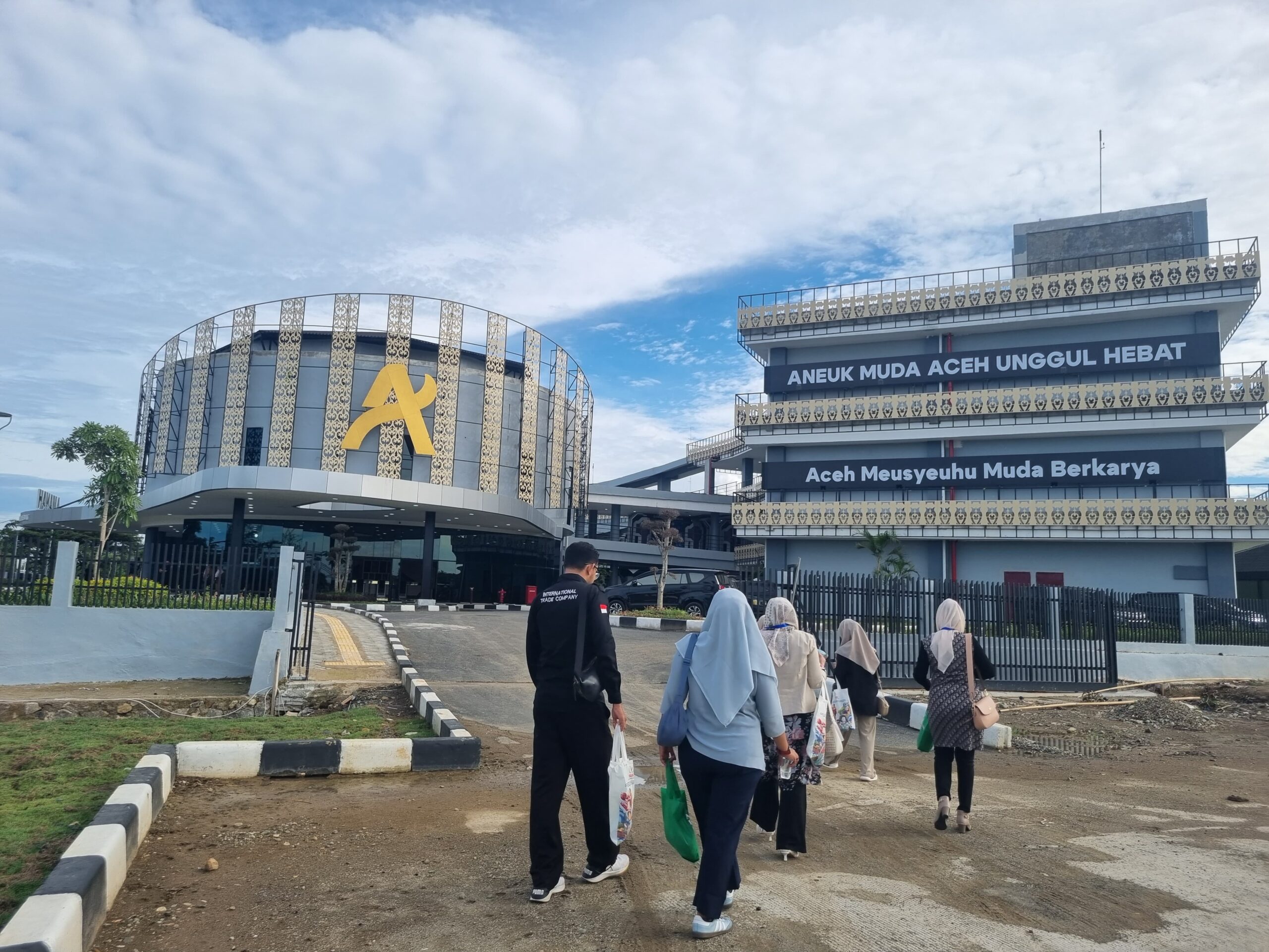 Relaunching AMANAH Dorong Penguatan Karakter dan Kepemimpinan Pemuda Aceh