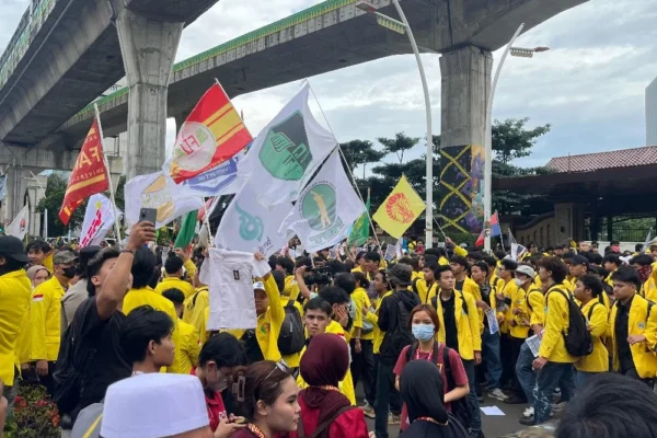 Tuntutan Demo Mahasiswa BEM UI Dinilai Salah Sasaran, Program Rakyat Jangan Jadi Korban